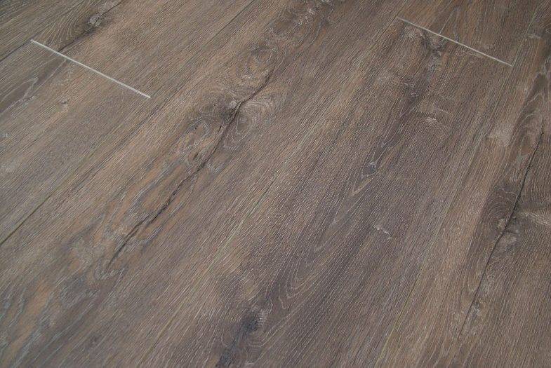 Lifestyle Chelsea Avenue Oak laminate flooring balterio