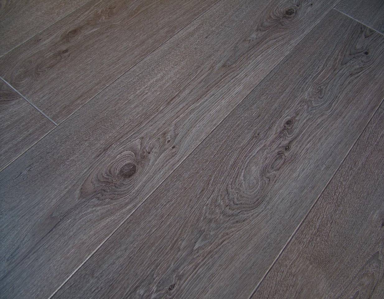 Lifestyle Chelsea Boardwalk Oak laminate flooring made by Balterio