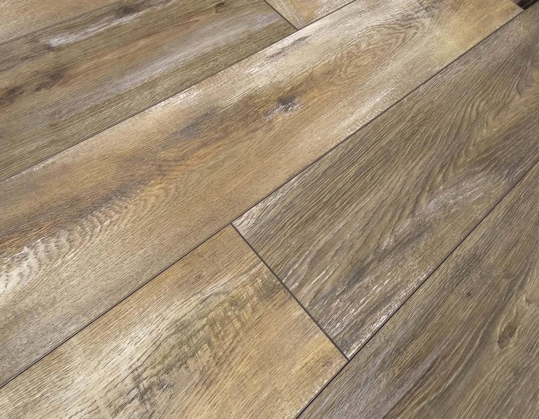 12mm Kronotex Robusto laminate flooring Rustic Oak