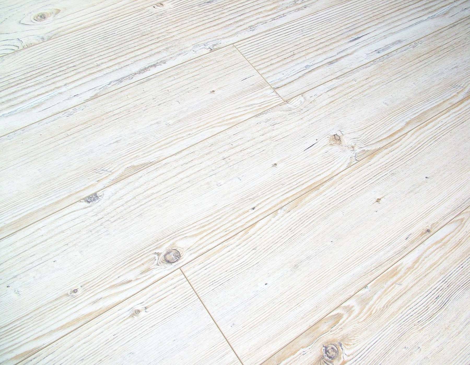 Kronotex Amazone 10mm Siberian Pine bleached effect laminate flooring