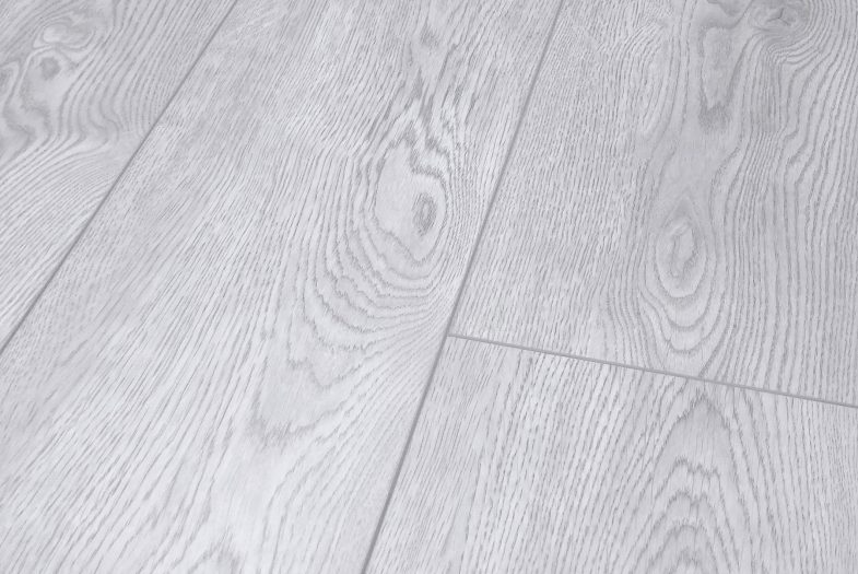 Lifestyle chelsea glamour oak laminate flooring grey