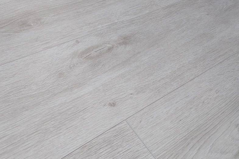 Kronotex Robusto Premium Grey Oak 12mm laminate flooring