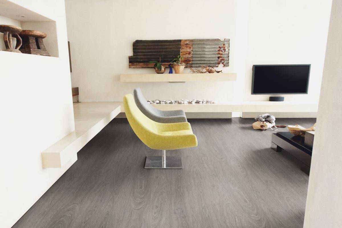 Luvanto Washed Grey Oak LVT click vinyl flooring tiles
